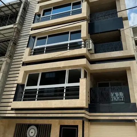 پیاده سازی قفل و دستگیره هوشمند در پروژه مسکونی رادمهر اردبیل